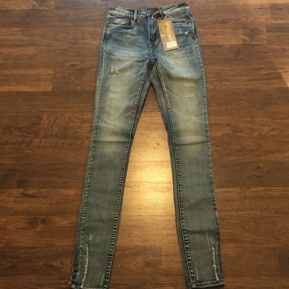 Skinny jeans